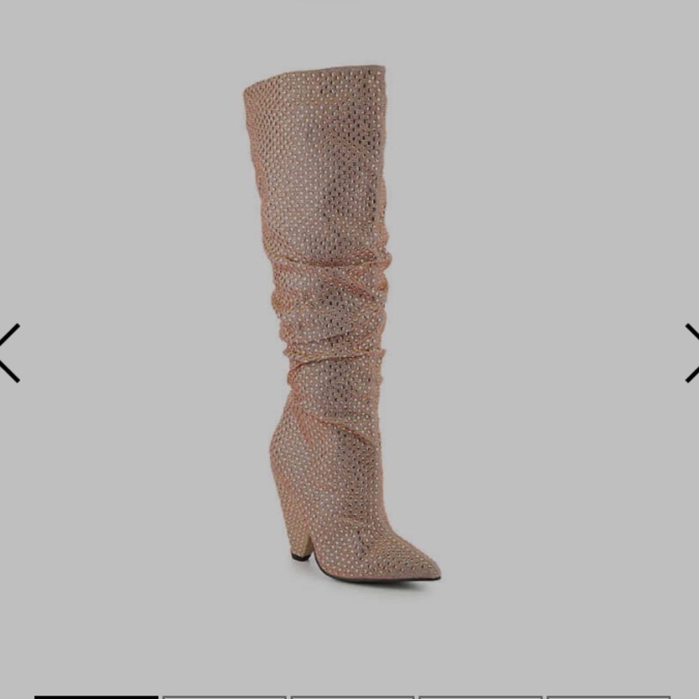 Bamboo Size 8 Rose Gold Metallic Boots